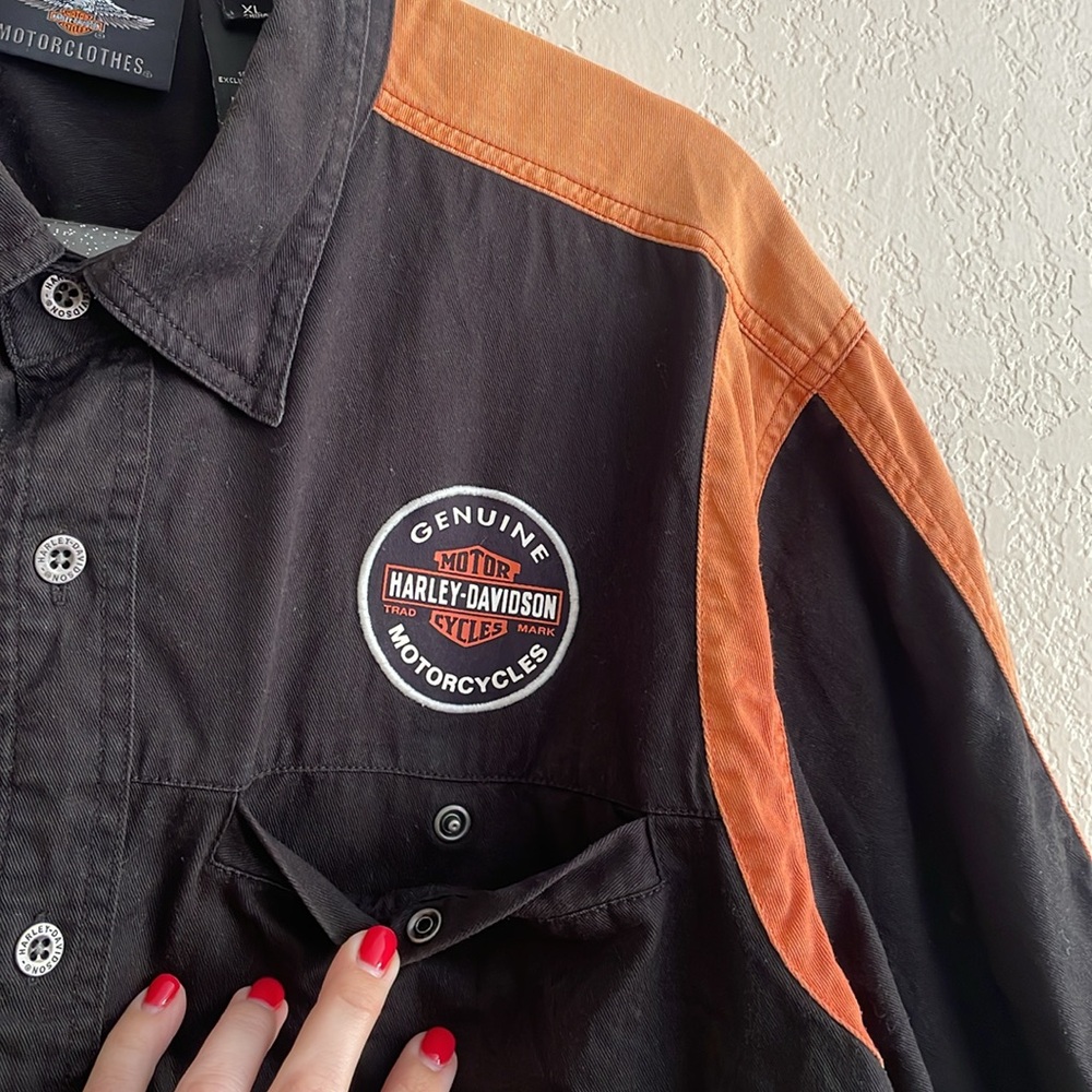 Harley-Davidson Button Up - Picture 4 of 8